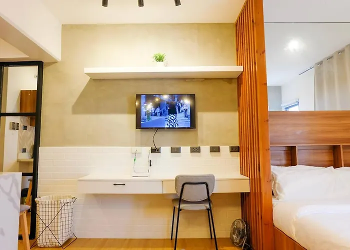 Holiday home Chill W Balcony & Free Pool Lapu-lapu Lapu-Lapu City