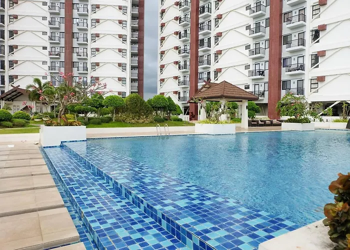 Holiday home Chill W Balcony & Free Pool Lapu-lapu