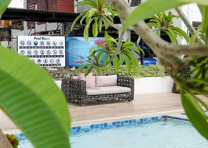 Chill W Balcony & Free Pool Lapu-lapu *